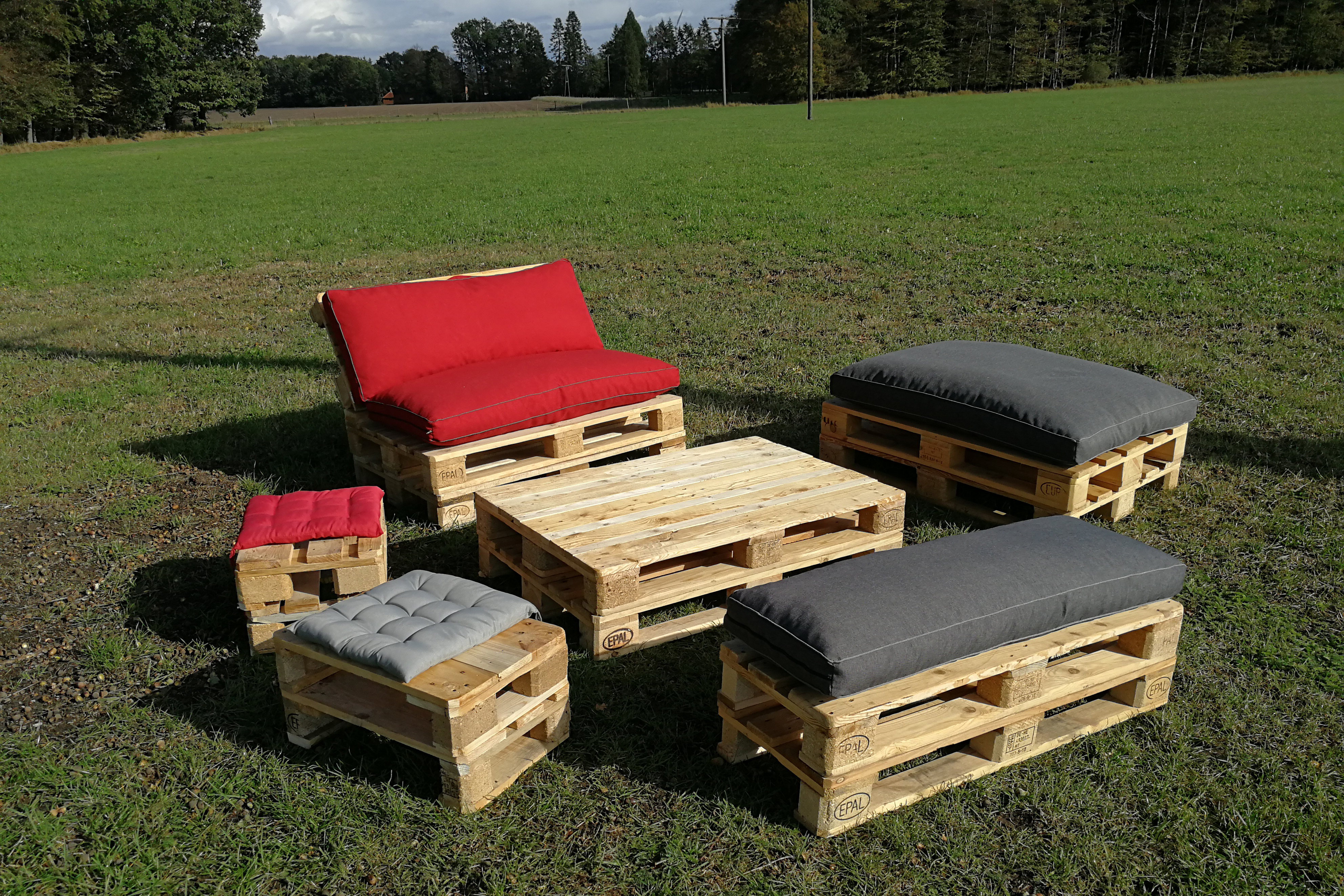 Palettenmöbel - Sitzgelegenheiten - Sofa - Couch - Lounge - Industrial