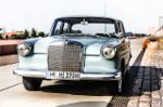 Oldtimer Mercedes 190 Heckflosse