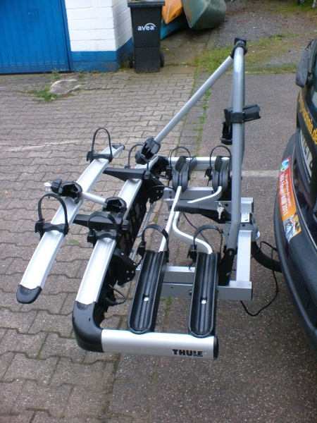 Fahrradträger Thule für die Anhängerkupplung, 2-4 Fahrräder, max