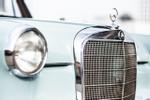 Oldtimer Mercedes 190 Heckflosse