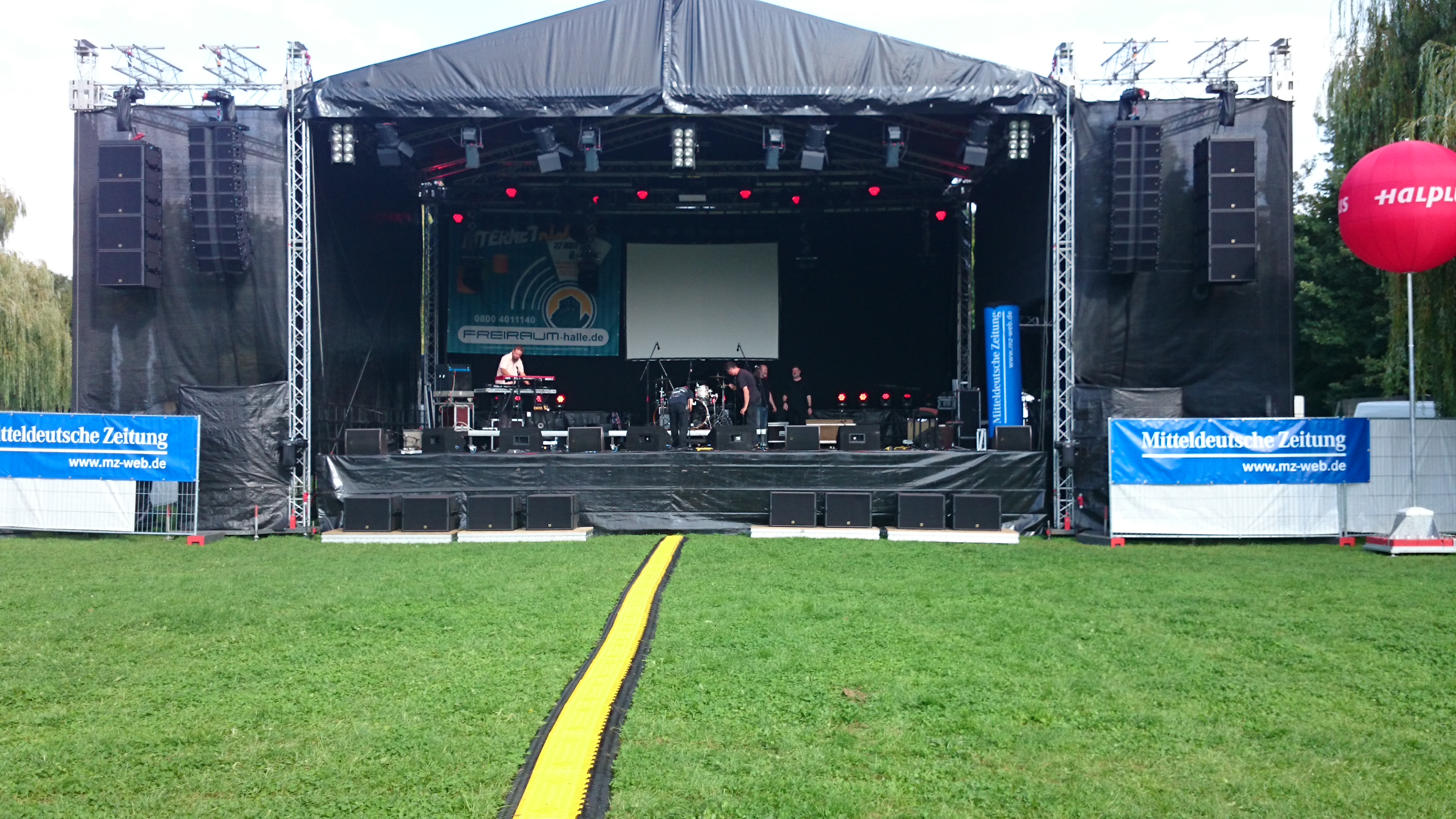 Bühne 12x10 m / Open Air Bühne / mobile Bühne 12 x 10 m, Bühne ...