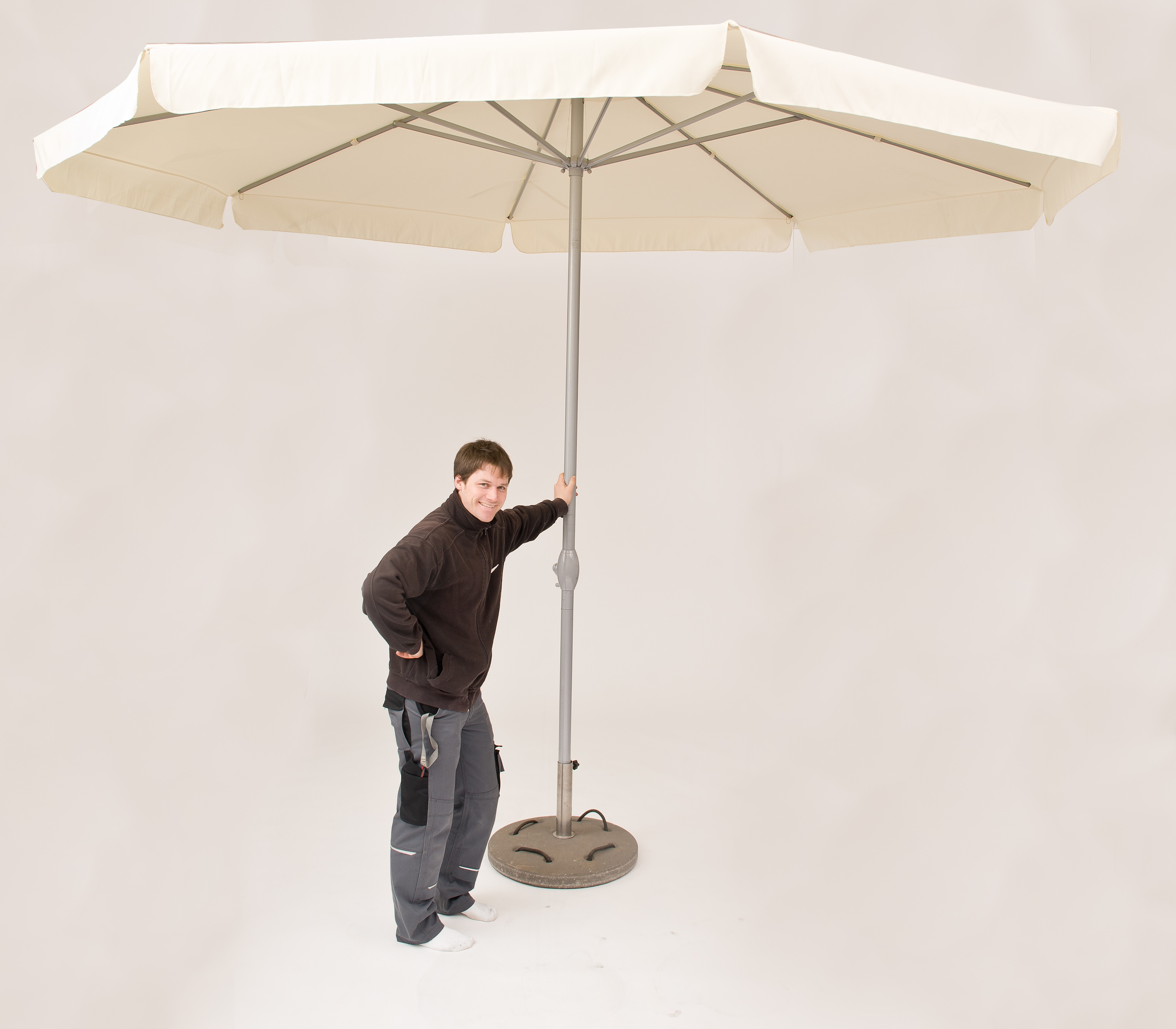 Sonnenschirm 4m Durchmesser weiß inkl. Standfuß, Sonnenschirm