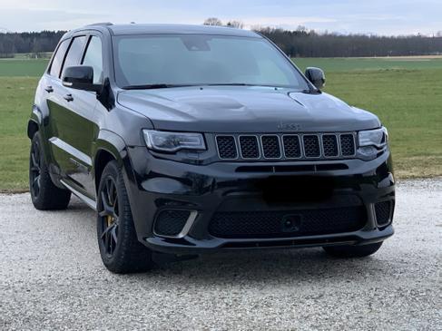 Jeep Grand Cherokee Trackhawk 710 Ps Performane Suv Aus Amerikak Gelandewagen Mieten Erento Com Jeep Grand Cherokee Trackhawk 710 Ps Performane Suv Aus Amerikak Gelandewagen Mieten Erento Com