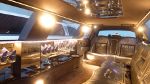 Stretchlimousine mit Chauffeur