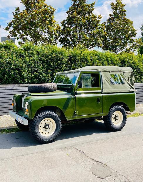 Luipaard Gehakt Nat Land Rover 88 Serie 3 Cabrio, Vorgänger des Defender, Oldtimer - 2771487059  mieten | Erento.com