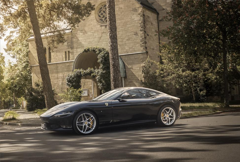 Ferrari mieten in deiner Nähe auf www.mietedeinsportauto.de