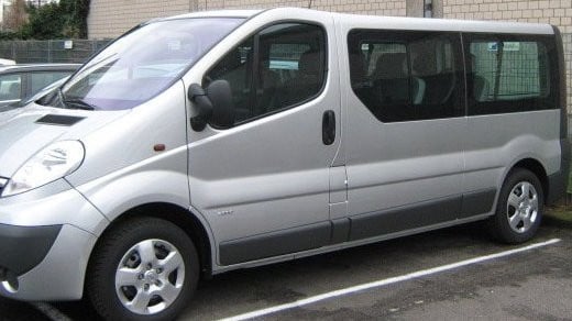Vivaro 9 Sitzer Bus Multivan Mieten Erento Com