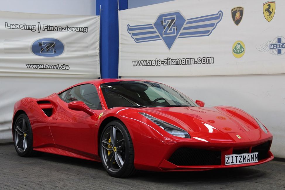 Ferrari Mieten In Stuttgart Rasante Flitzer Zu Top Konditionen