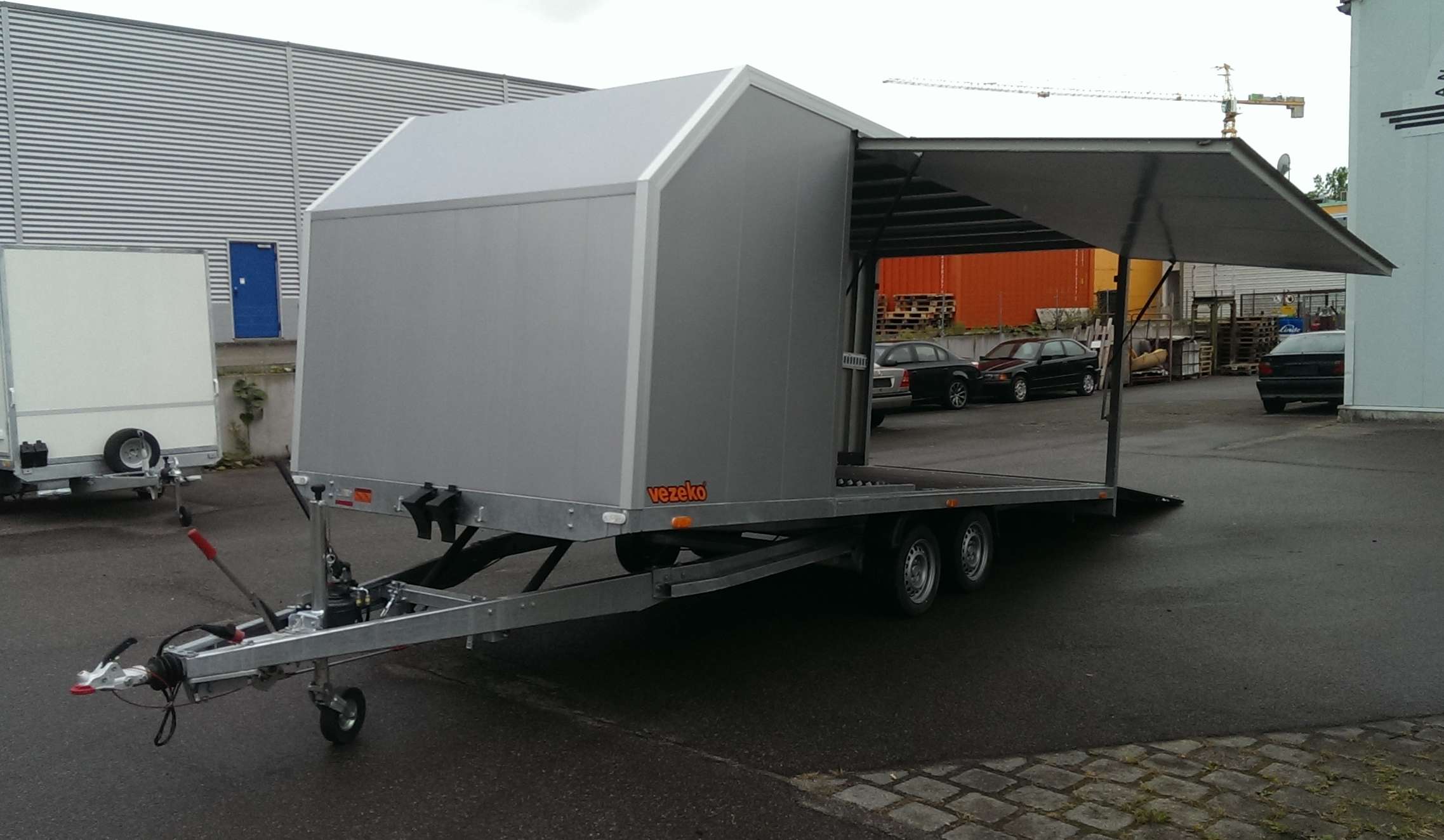 Anhänger, Autotransporter geschlossen 3500kg, Anhänger - 8125269405
