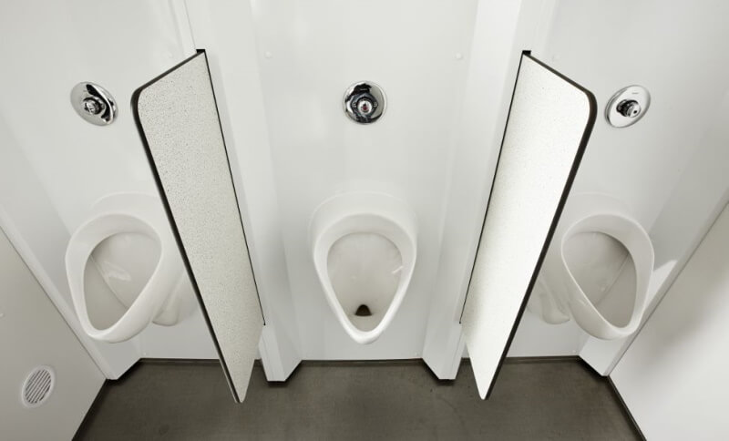 Sanitärcontainer Urinal im Herrenbereich