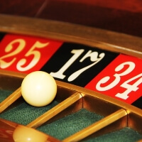 Roulette Tisch mit Kugel in Nahaufnahme
