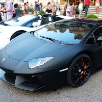 Schwarzer Lamborghini